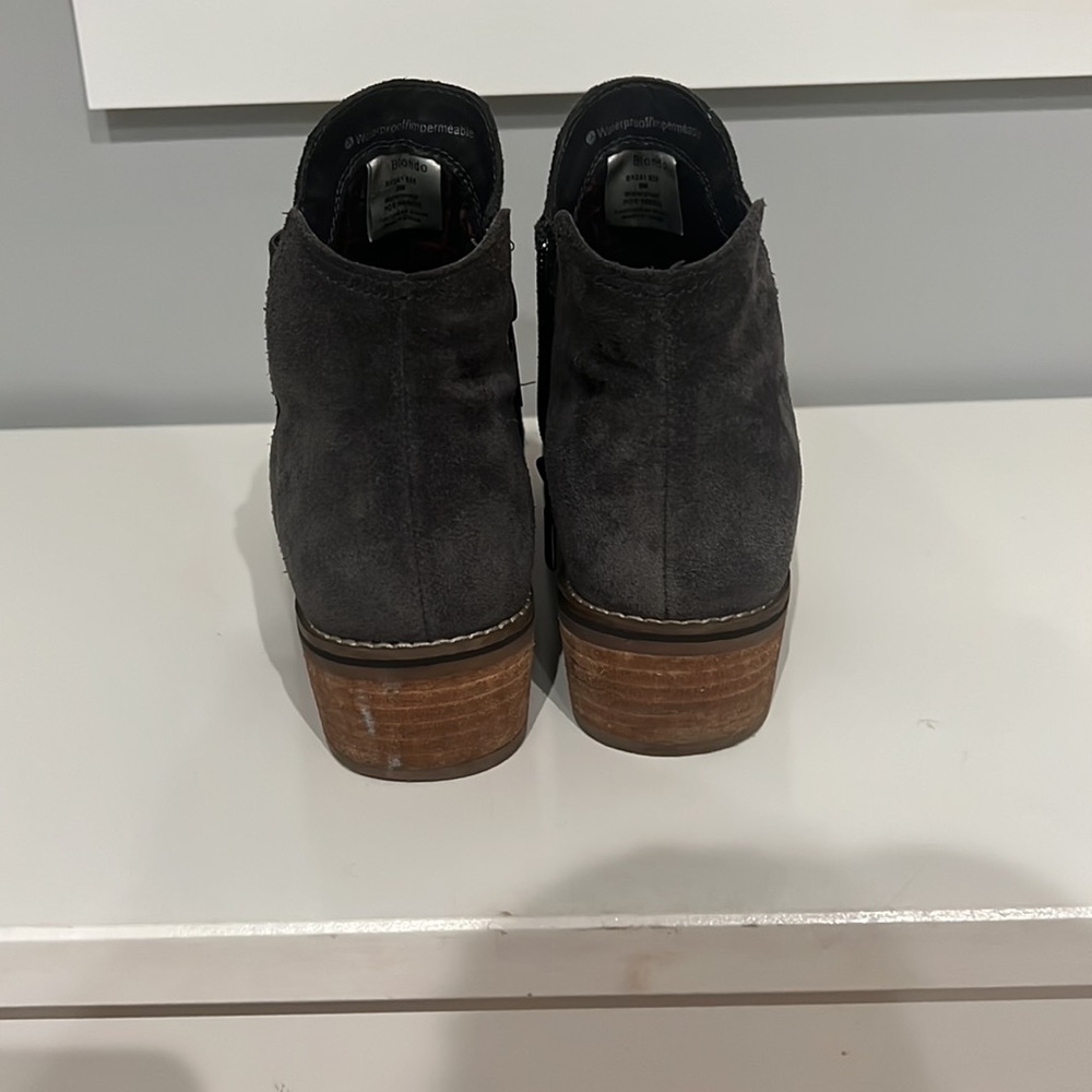 Blondo Waterproof Booties - Picture 5 of 8